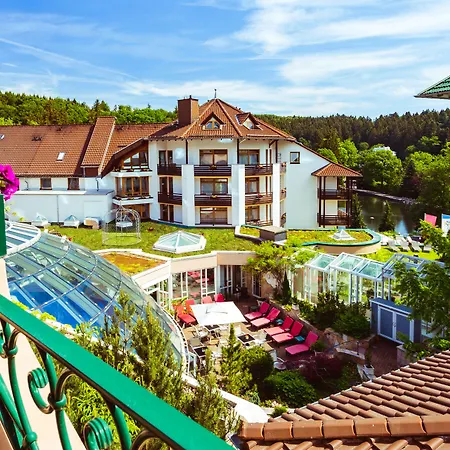 Romantischer Winkel RoLigio&Wellness Resort-3